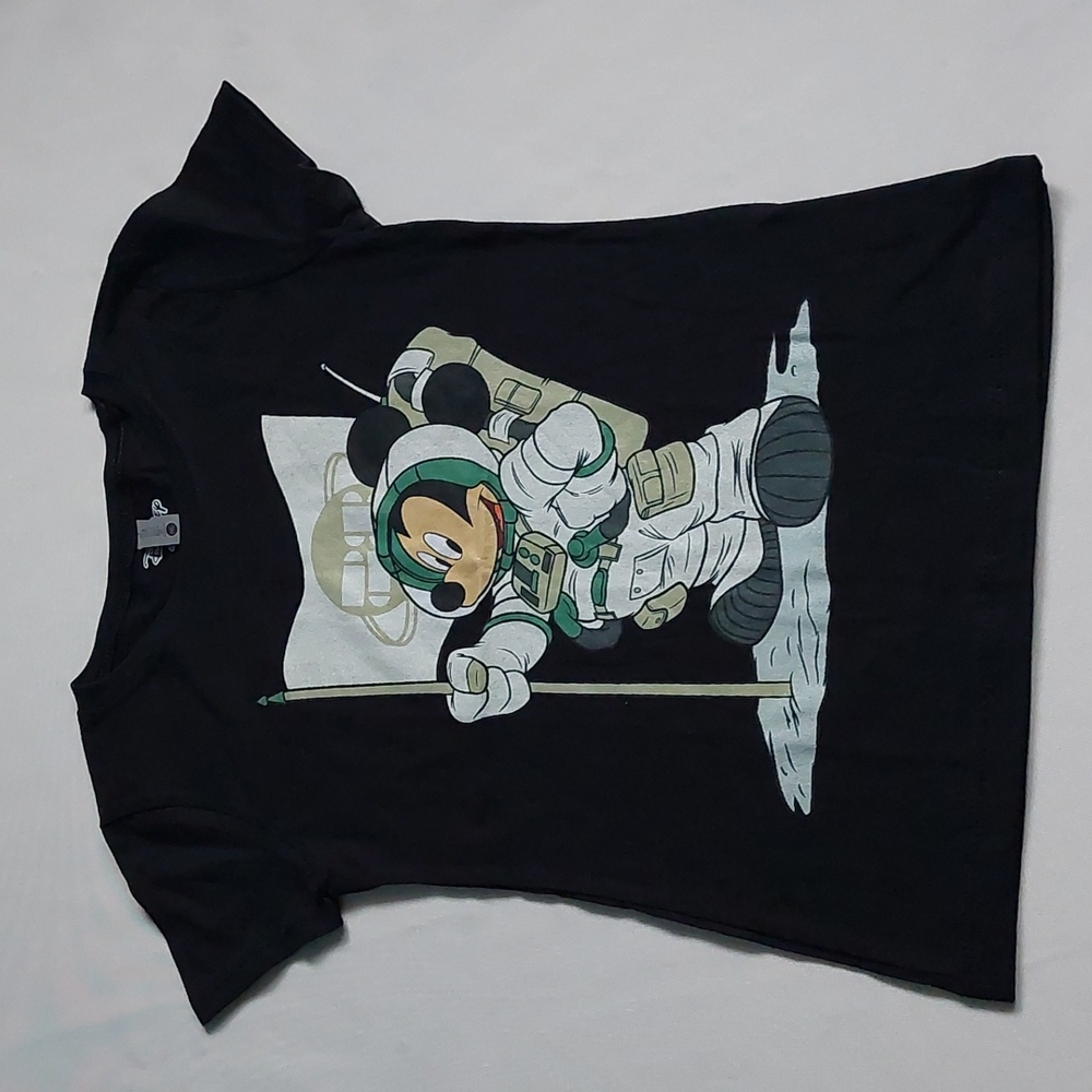 Disney characters Astro Mickey Girls‎ solid crew tee size M 7-8
